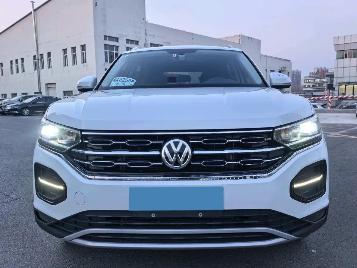 2020 Volkswagen Tayron 2.0T 186HP L4 7DCT,autocango,china used car exporter,china ev exporter,chinese used car exporter,chinese used ev exporter