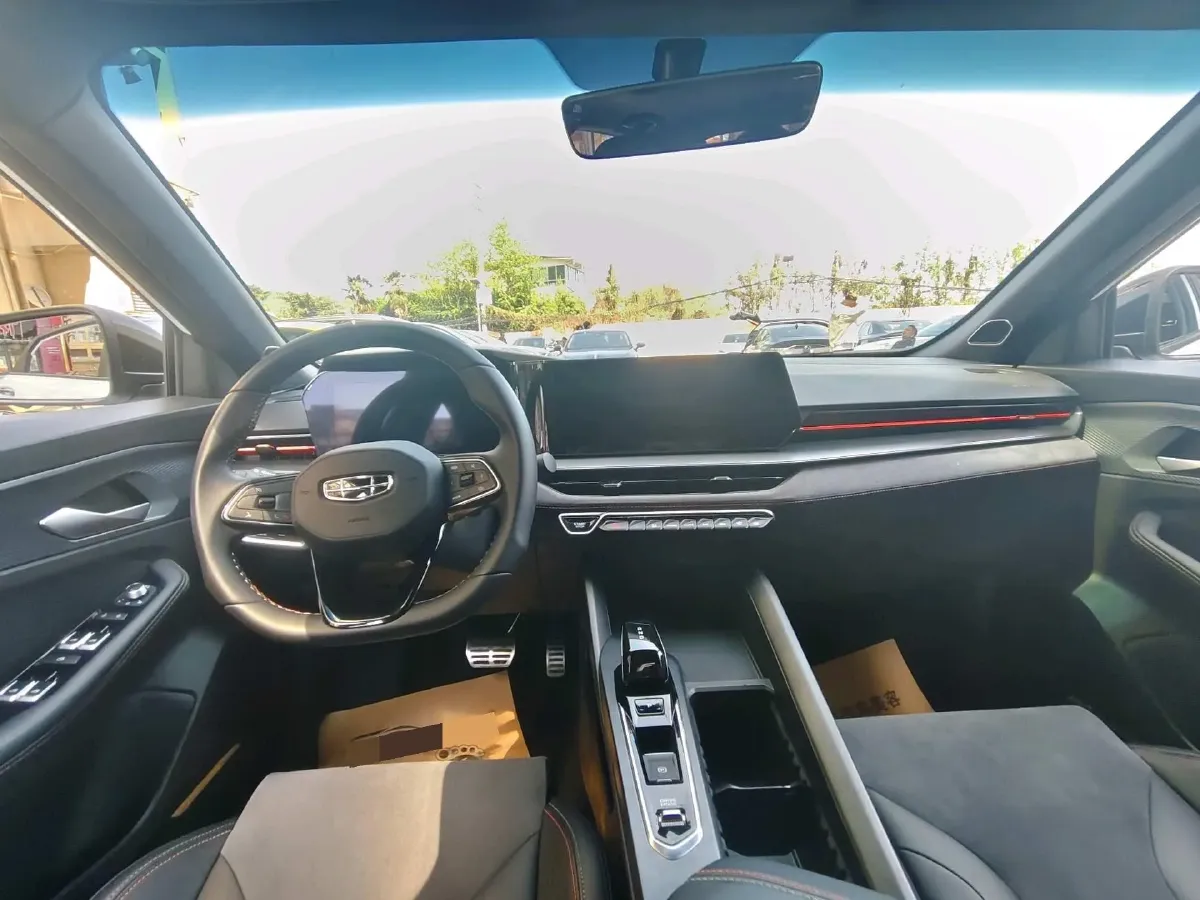 2022 Geely Binray 1.5T 181HP L4 7DCT,autocango,china used car exporter,china ev exporter,chinese used car exporter,chinese used ev exporter