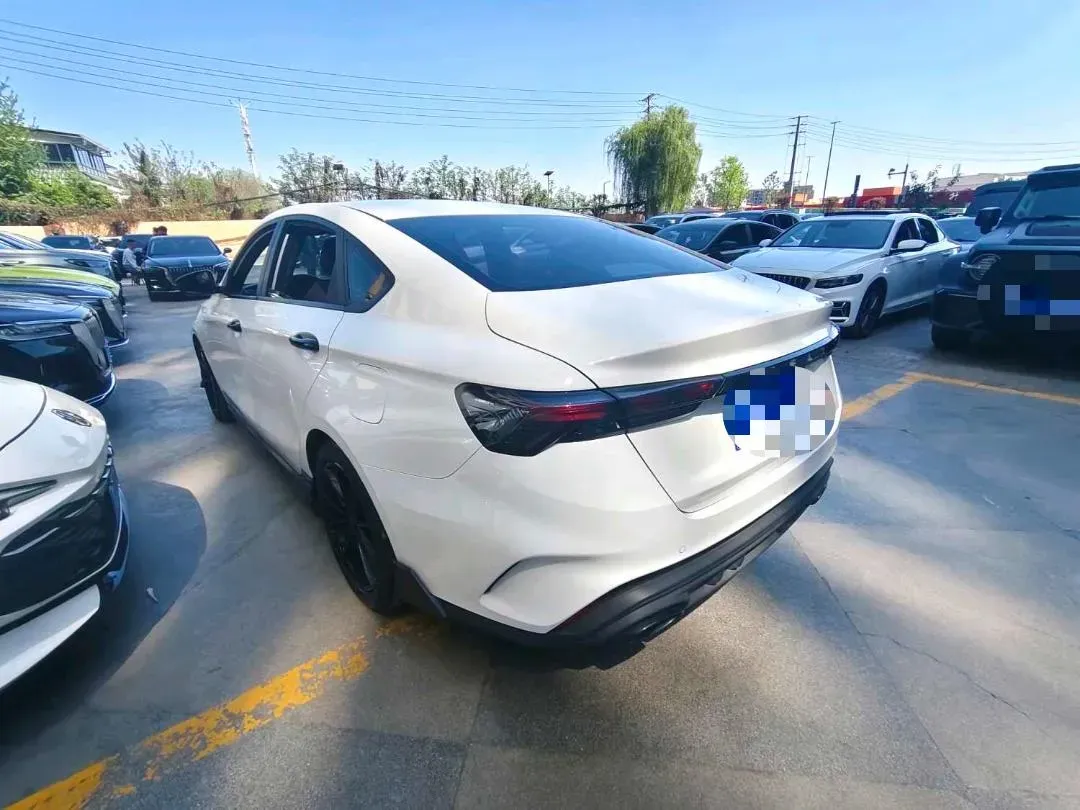 2022 Geely Binray 1.5T 181HP L4 7DCT,autocango,china used car exporter,china ev exporter,chinese used car exporter,chinese used ev exporter