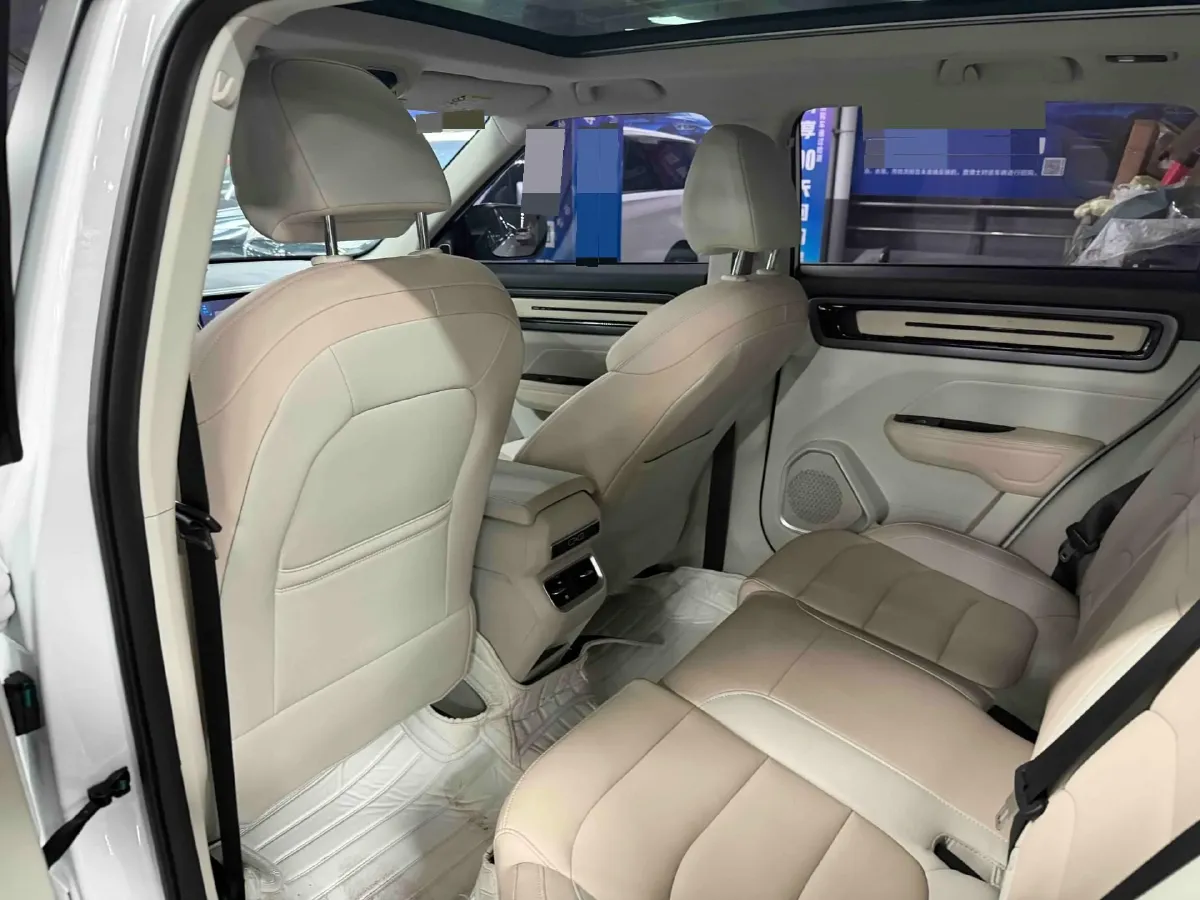 2023 Geely ICON 1.5T 181HP L4 7DCT,autocango,china used car exporter,china ev exporter,chinese used car exporter,chinese used ev exporter