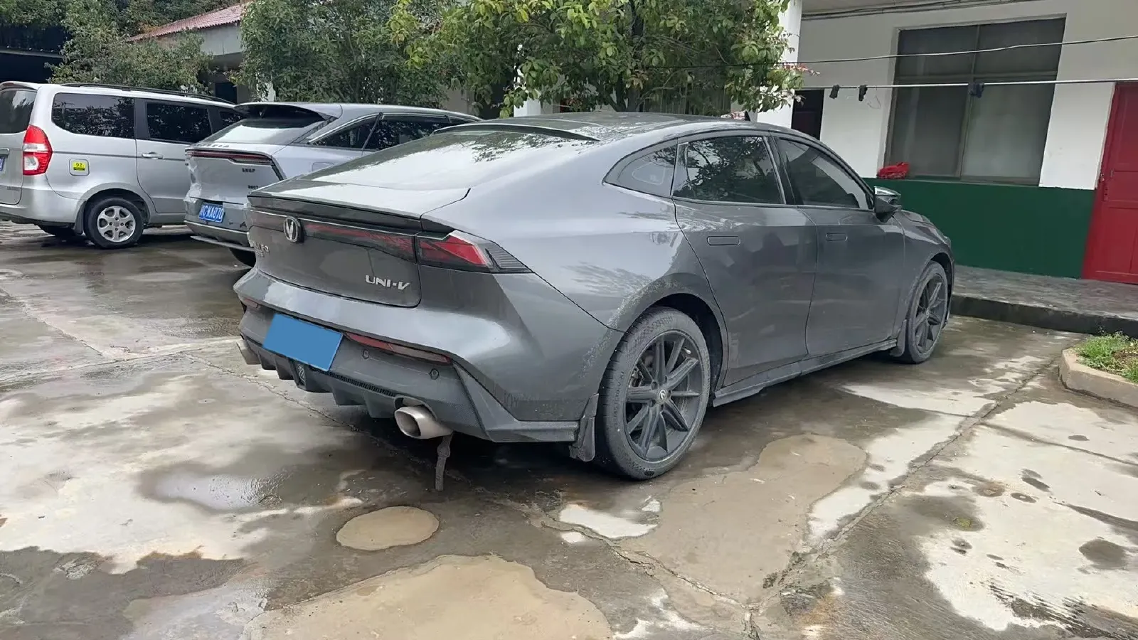 2023 ChangAn UNI-V 1.5T 188HP L4 7DCT,autocango,china used car exporter,china ev exporter,chinese used car exporter,chinese used ev exporter