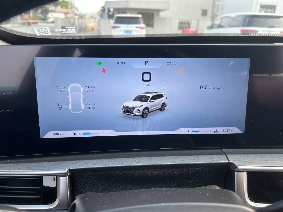 2025 Chery Tiggo 8 PRO 1.6T 197HP L4 7DCT,autocango,china used car exporter,china ev exporter,chinese used car exporter,chinese used ev exporter