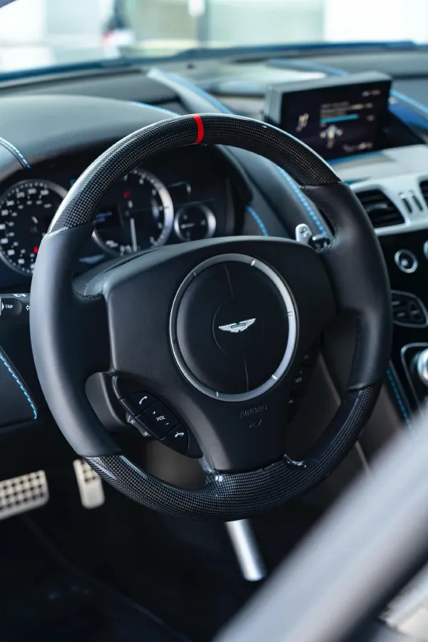 2015 Aston Martin Rapide 6.0L 560HP V12 8AT,autocango,china used car exporter,china ev exporter,chinese used car exporter,chinese used ev exporter