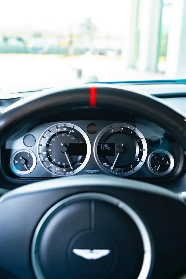 2015 Aston Martin Rapide 6.0L 560HP V12 8AT,autocango,china used car exporter,china ev exporter,chinese used car exporter,chinese used ev exporter