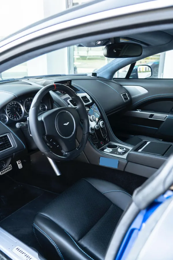 2015 Aston Martin Rapide 6.0L 560HP V12 8AT,autocango,china used car exporter,china ev exporter,chinese used car exporter,chinese used ev exporter