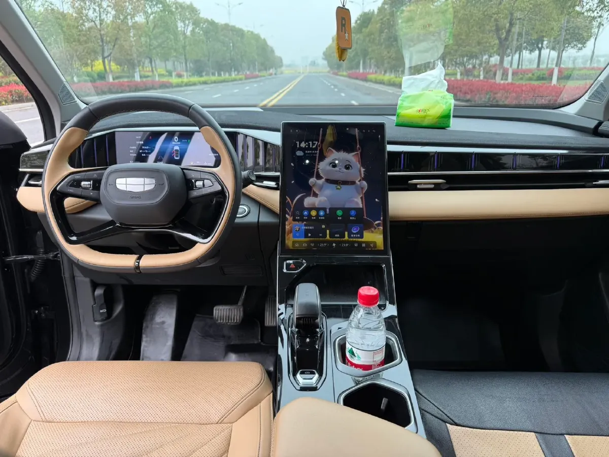 2023 Geely StarRay 2.0T 218HP L4 7DCT,autocango,china used car exporter,china ev exporter,chinese used car exporter,chinese used ev exporter