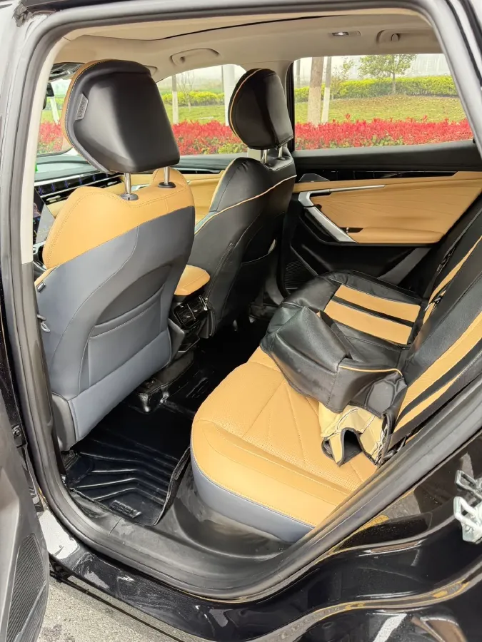 2023 Geely StarRay 2.0T 218HP L4 7DCT,autocango,china used car exporter,china ev exporter,chinese used car exporter,chinese used ev exporter