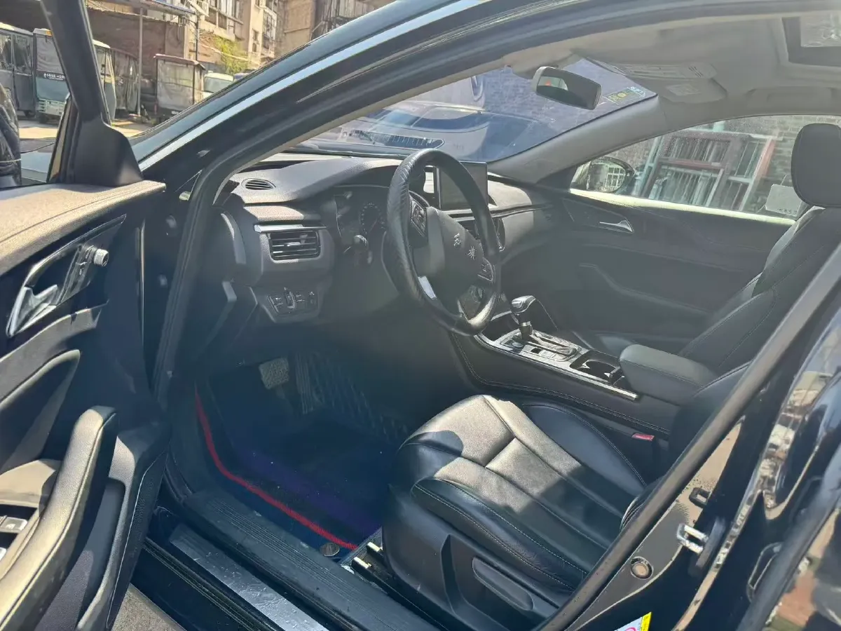 2019 HongQi H5 1.8T 180HP L4 6AT,autocango,china used car exporter,china ev exporter,chinese used car exporter,chinese used ev exporter