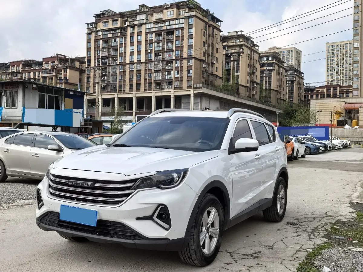 2022 Jetour X70M 1.5T 156HP L4 6MT,autocango,china used car exporter,china ev exporter,chinese used car exporter,chinese used ev exporter