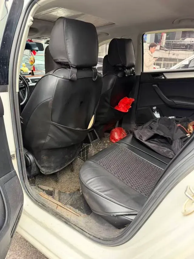 2019 Skoda Rapid Spaceback 1.5L 110HP L4 6AT,autocango,china used car exporter,china ev exporter,chinese used car exporter,chinese used ev exporter