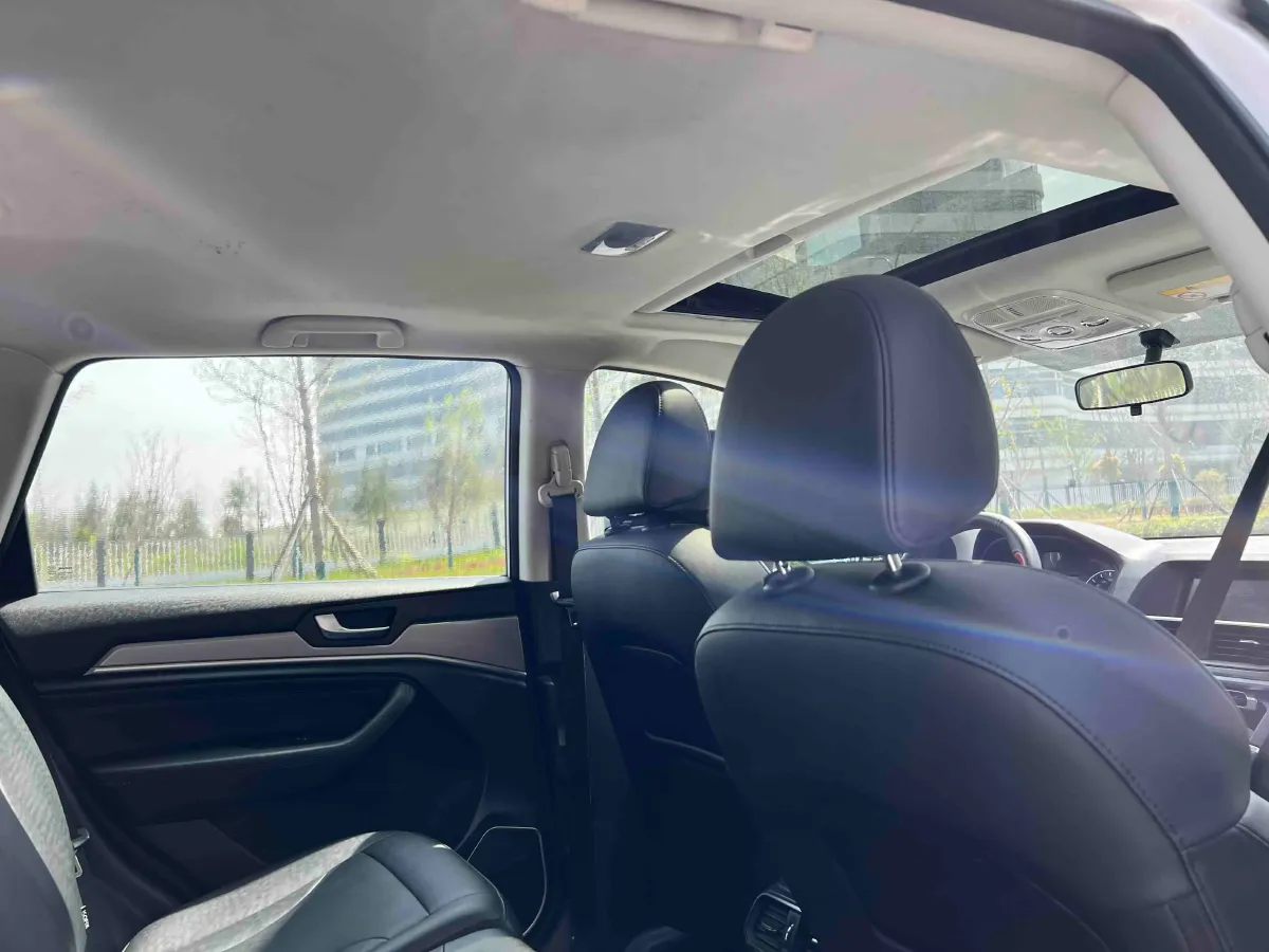 2015 Haval H6 1.5T 150HP L4 6MT,autocango,china used car exporter,china ev exporter,chinese used car exporter,chinese used ev exporter