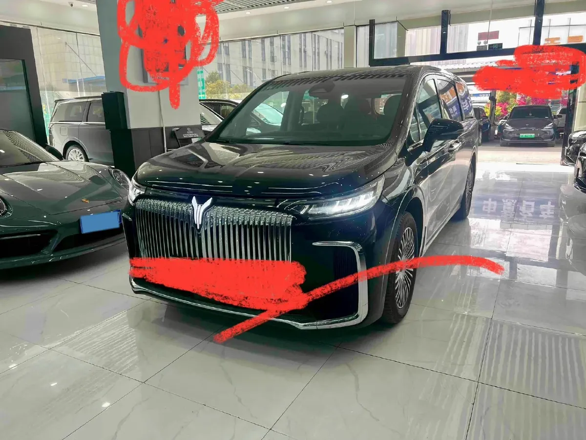 2025 Voyah Dream 1.5T 150HP L4 PHEV 41.7KWH,autocango,china used car exporter,china ev exporter,chinese used car exporter,chinese used ev exporter