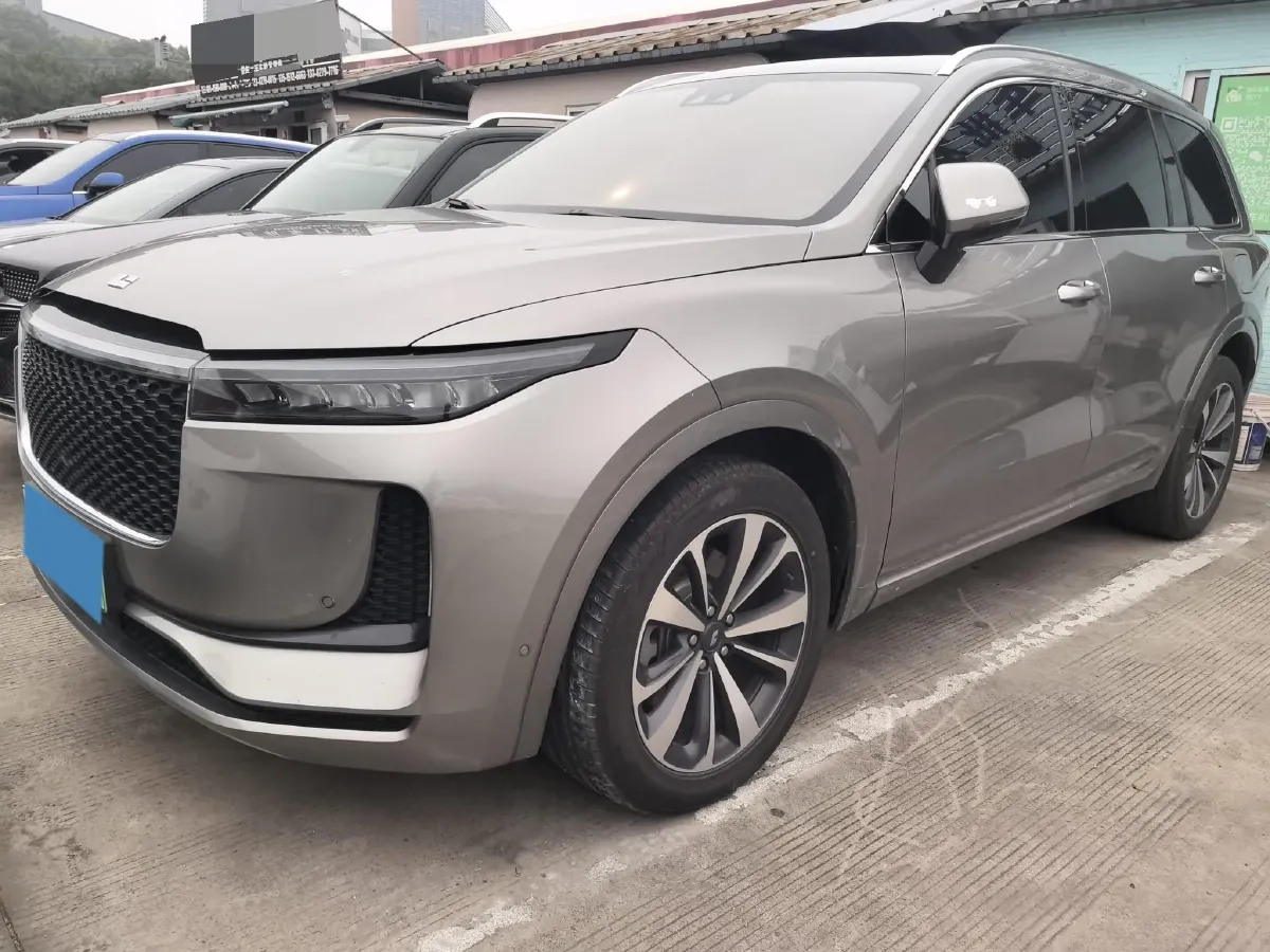 2020 Li ONE Range Extended 131HP REEV 40.5KWH,autocango,china used car exporter,china ev exporter,chinese used car exporter,chinese used ev exporter