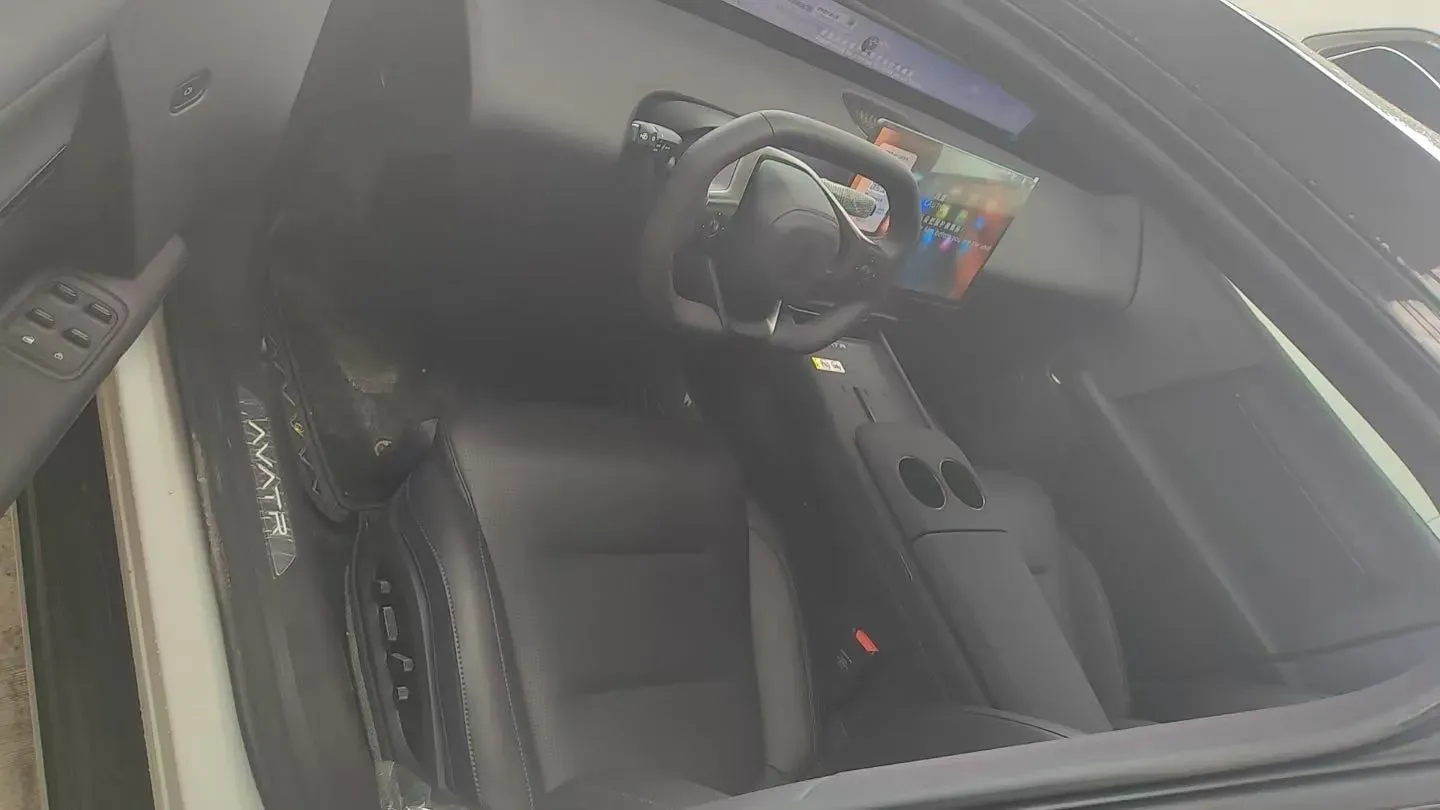 2025 Avatr 06 BEV,autocango,china used car exporter,china ev exporter,chinese used car exporter,chinese used ev exporter