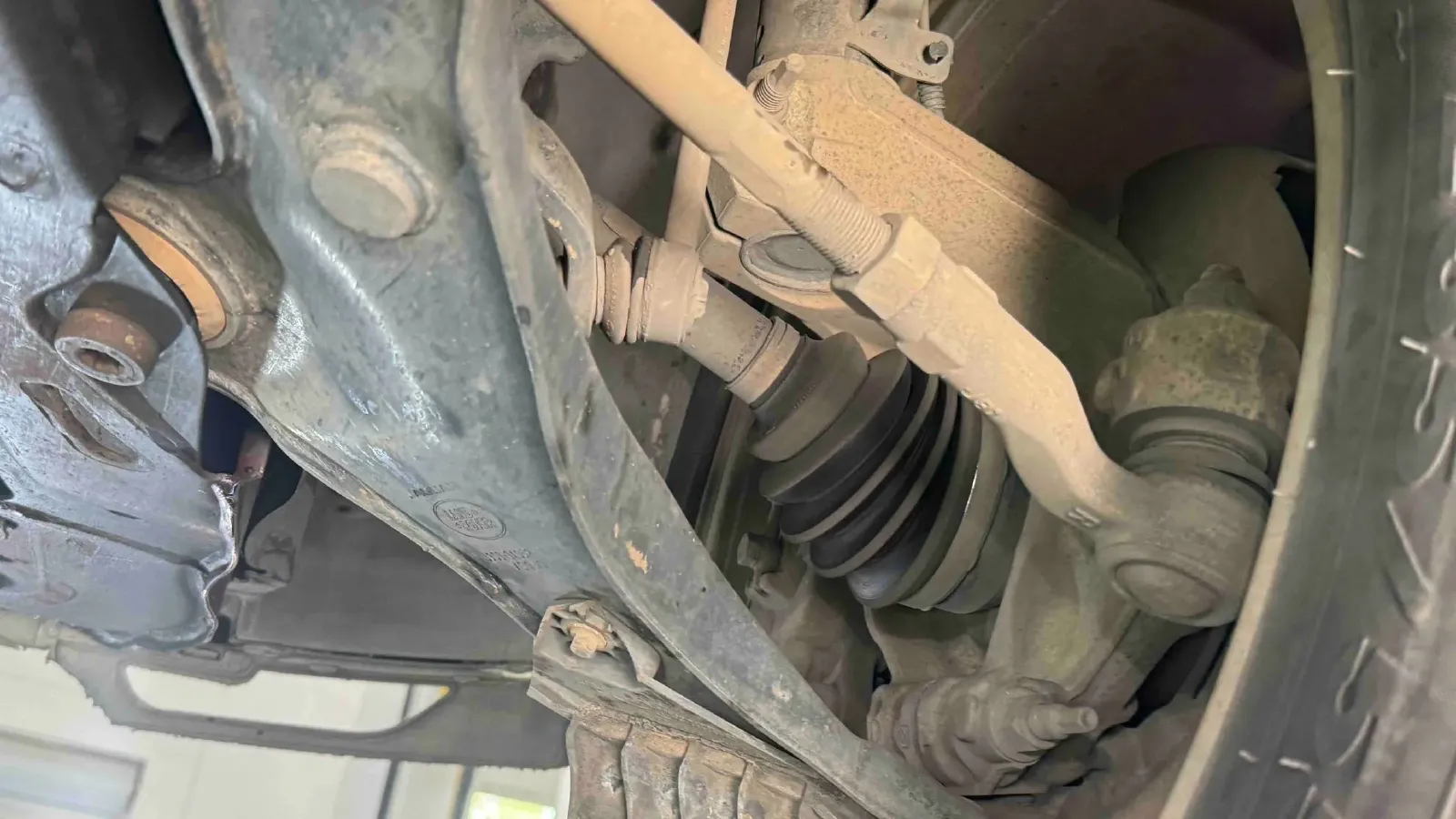 2018 Land Rover Range Rover Evoque 2.0T 241HP L4 9AT,autocango,china used car exporter,china ev exporter,chinese used car exporter,chinese used ev exporter