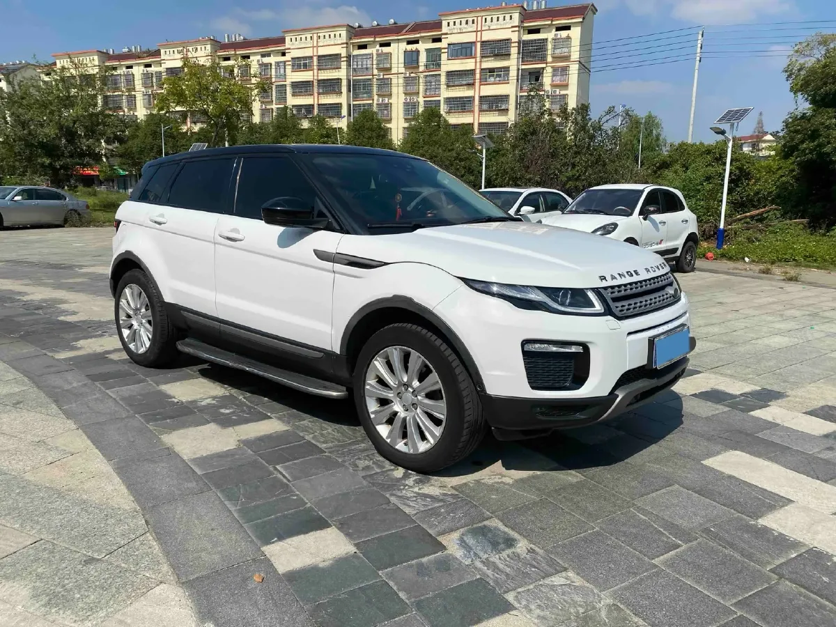 2018 Land Rover Range Rover Evoque 2.0T 241HP L4 9AT,autocango,china used car exporter,china ev exporter,chinese used car exporter,chinese used ev exporter