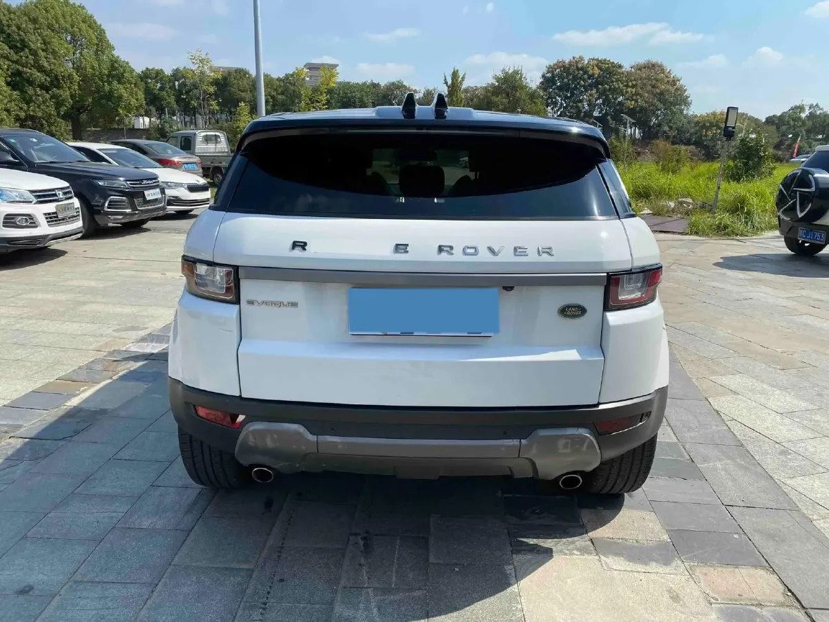 2018 Land Rover Range Rover Evoque 2.0T 241HP L4 9AT,autocango,china used car exporter,china ev exporter,chinese used car exporter,chinese used ev exporter