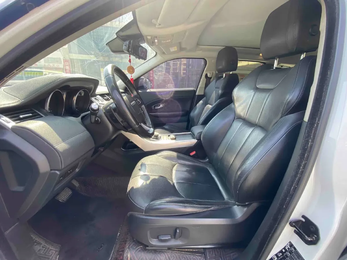 2018 Land Rover Range Rover Evoque 2.0T 241HP L4 9AT,autocango,china used car exporter,china ev exporter,chinese used car exporter,chinese used ev exporter