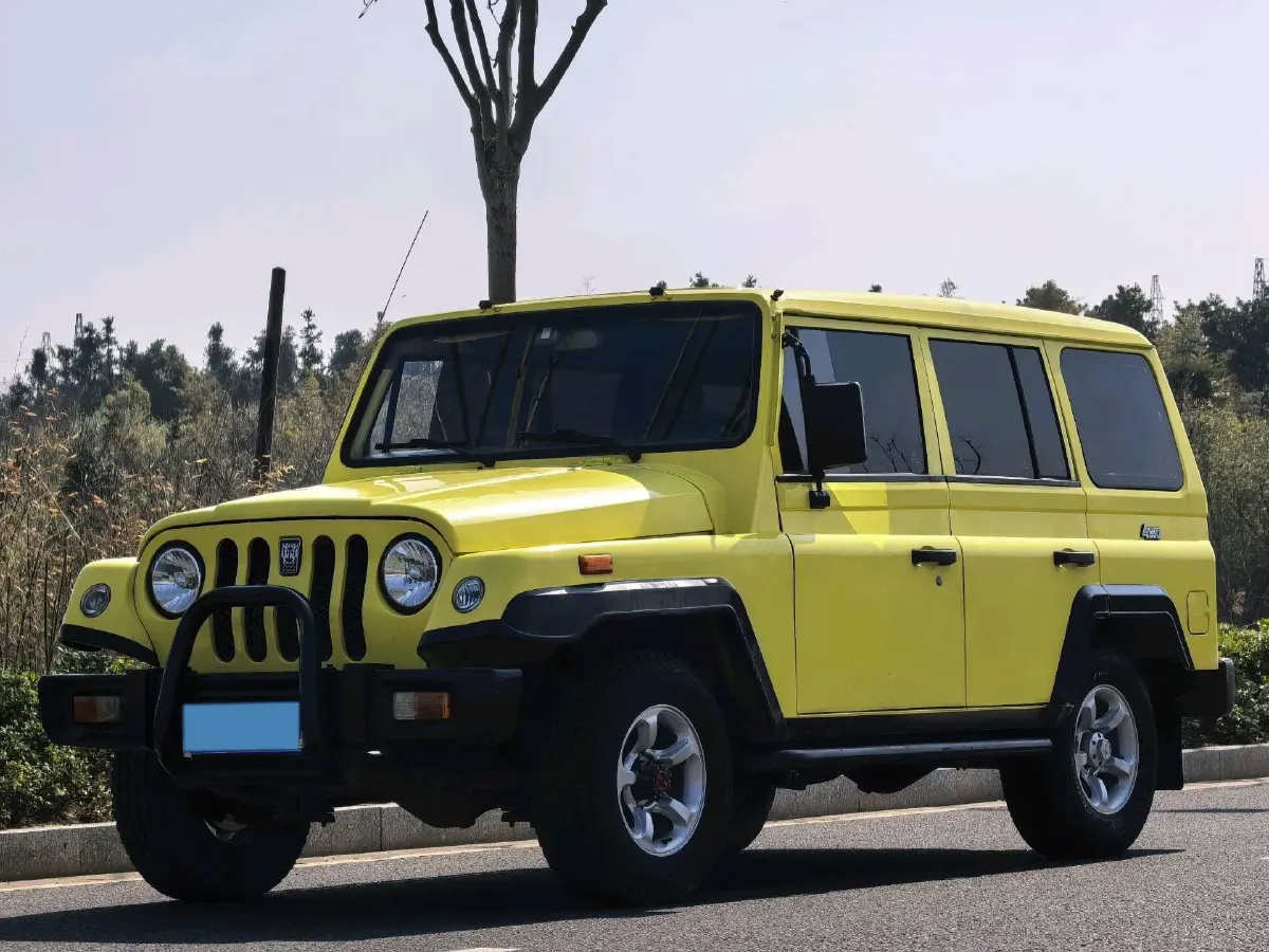 2019 BAW Battle Flag 1.5T 136HP L4 5MT,autocango,china used car exporter,china ev exporter,chinese used car exporter,chinese used ev exporter