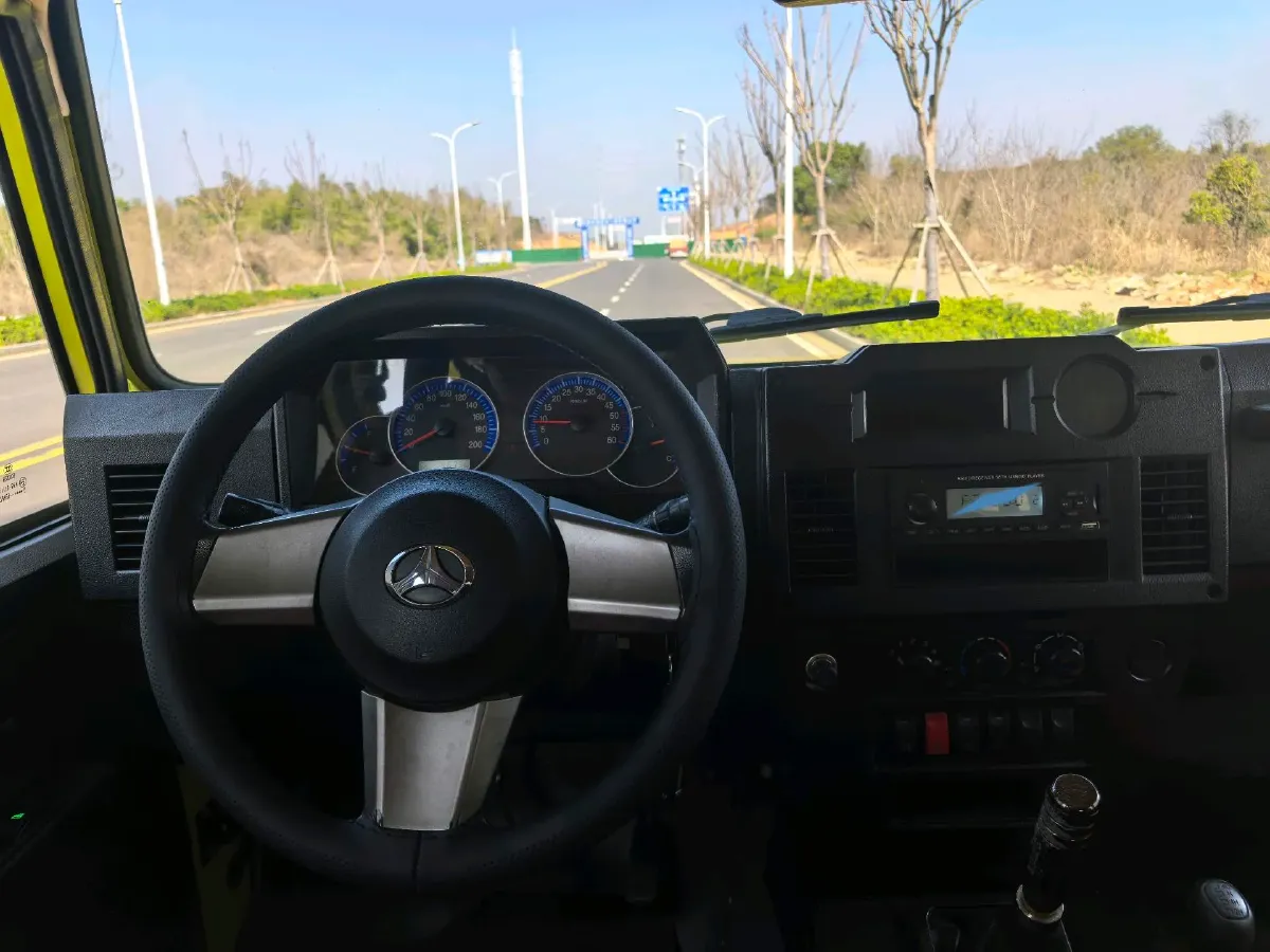 2019 BAW Battle Flag 1.5T 136HP L4 5MT,autocango,china used car exporter,china ev exporter,chinese used car exporter,chinese used ev exporter