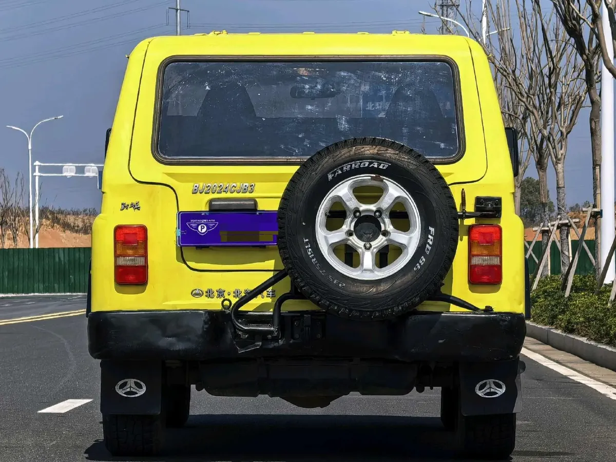 2019 BAW Battle Flag 1.5T 136HP L4 5MT,autocango,china used car exporter,china ev exporter,chinese used car exporter,chinese used ev exporter