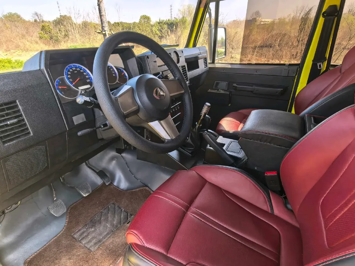 2019 BAW Battle Flag 1.5T 136HP L4 5MT,autocango,china used car exporter,china ev exporter,chinese used car exporter,chinese used ev exporter