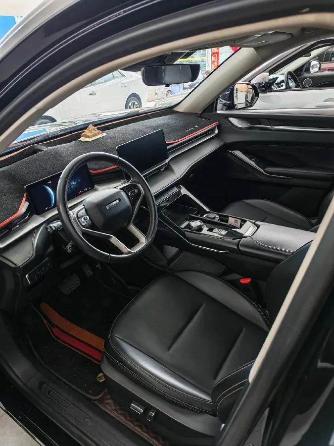 2021 Haval H6 2.0T 211HP L4 7DCT,autocango,china used car exporter,china ev exporter,chinese used car exporter,chinese used ev exporter