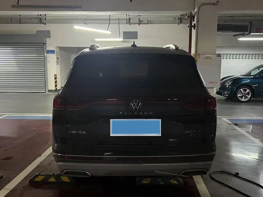 2021 Volkswagen Talagon 2.0T 220HP L4 7DCT,autocango,china used car exporter,china ev exporter,chinese used car exporter,chinese used ev exporter