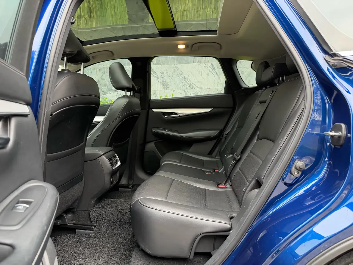 2020 Infiniti QX50 2.0T 272HP L4 CVT,autocango,china used car exporter,china ev exporter,chinese used car exporter,chinese used ev exporter