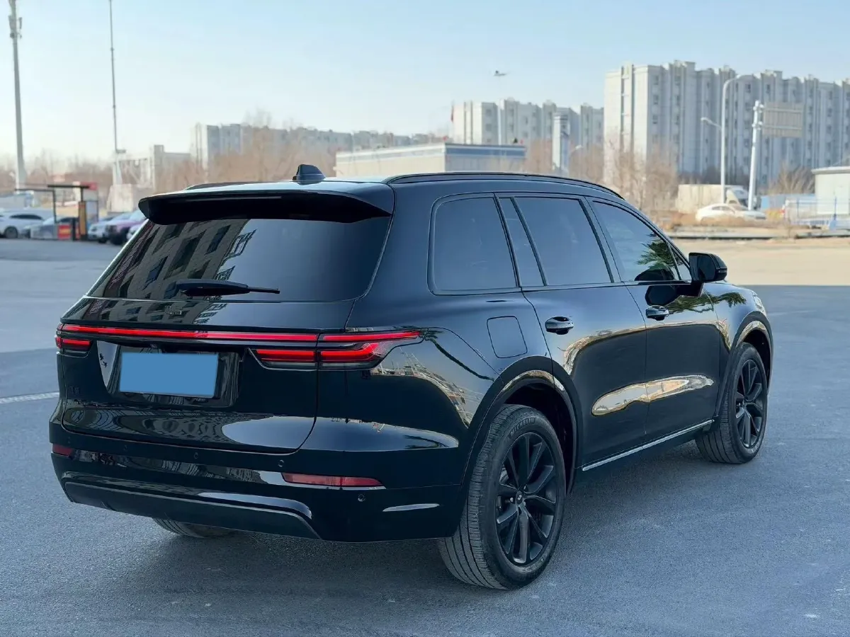 2020 Li ONE Range Extended 131HP REEV 40.5KWH,autocango,china used car exporter,china ev exporter,chinese used car exporter,chinese used ev exporter