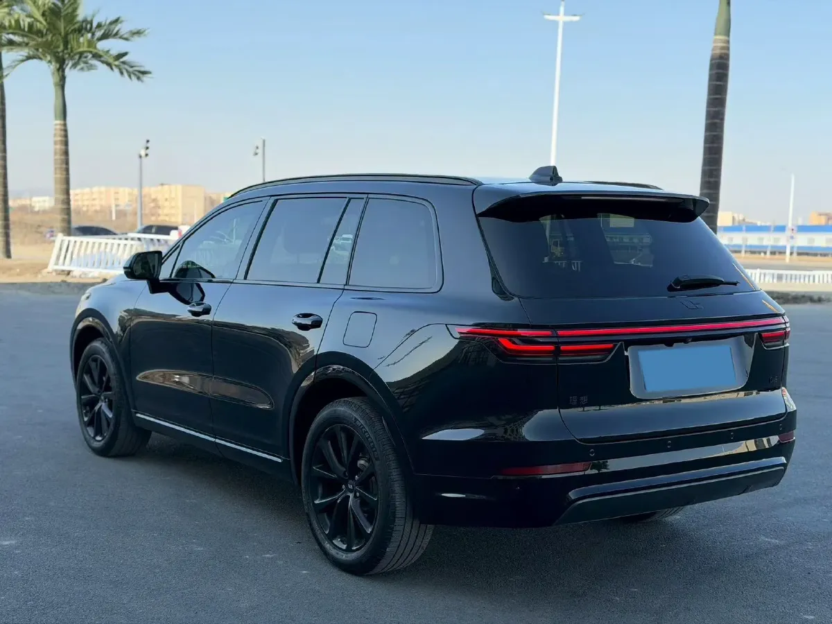 2020 Li ONE Range Extended 131HP REEV 40.5KWH,autocango,china used car exporter,china ev exporter,chinese used car exporter,chinese used ev exporter