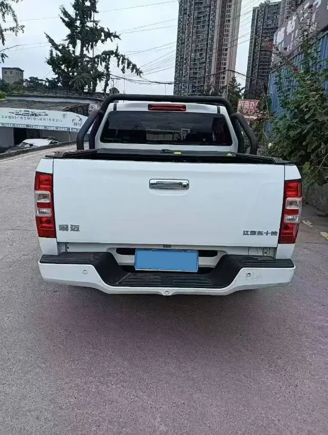 2022 Isuzu RE-MAX Jim 2.8T 120HP L4 5MT,autocango,china used car exporter,china ev exporter,chinese used car exporter,chinese used ev exporter