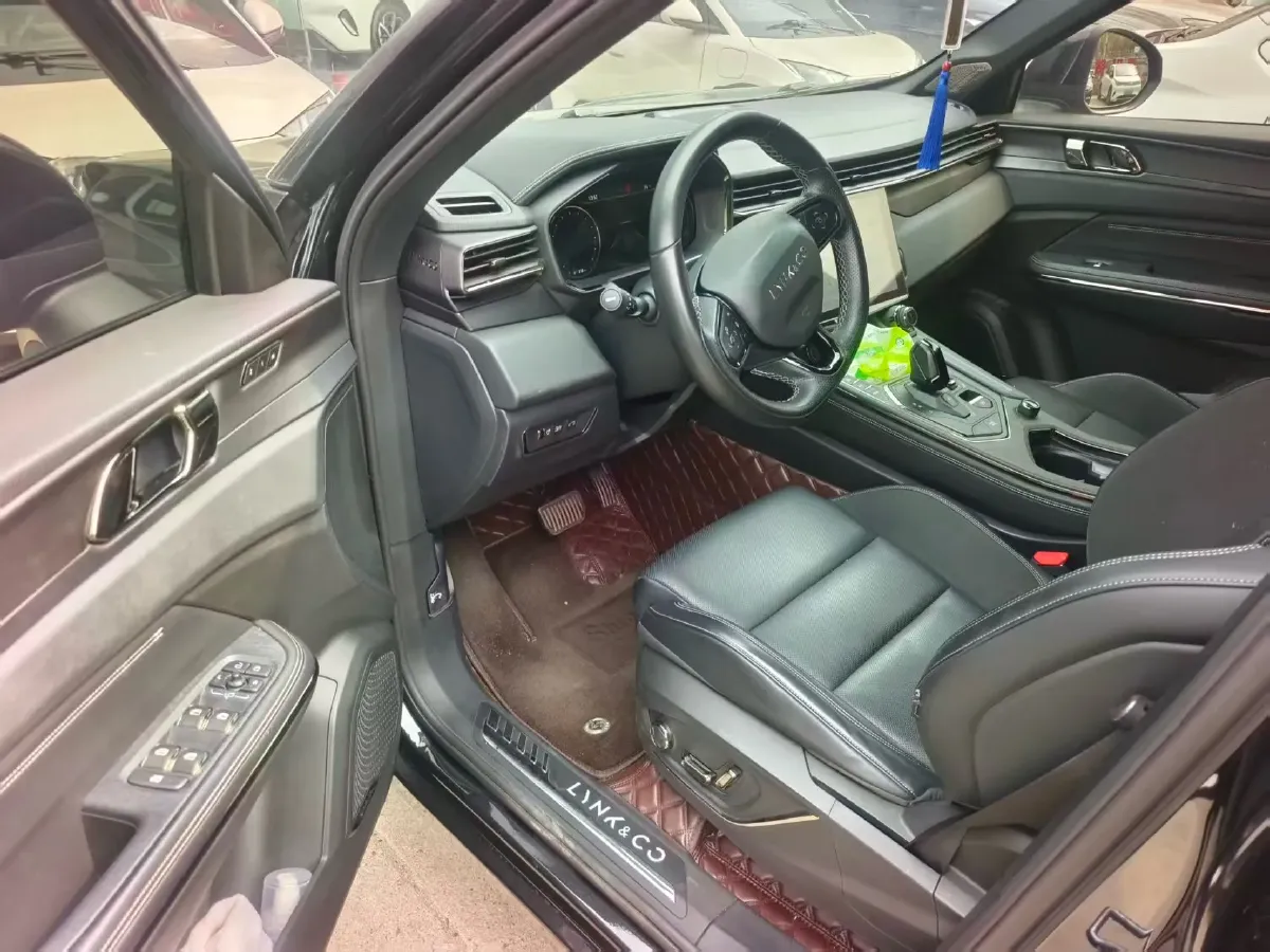 2022 LYNK&CO 01 EM-P 1.5T 180HP L3 7DCT PHEV 17.7KWH,autocango,china used car exporter,china ev exporter,chinese used car exporter,chinese used ev exporter