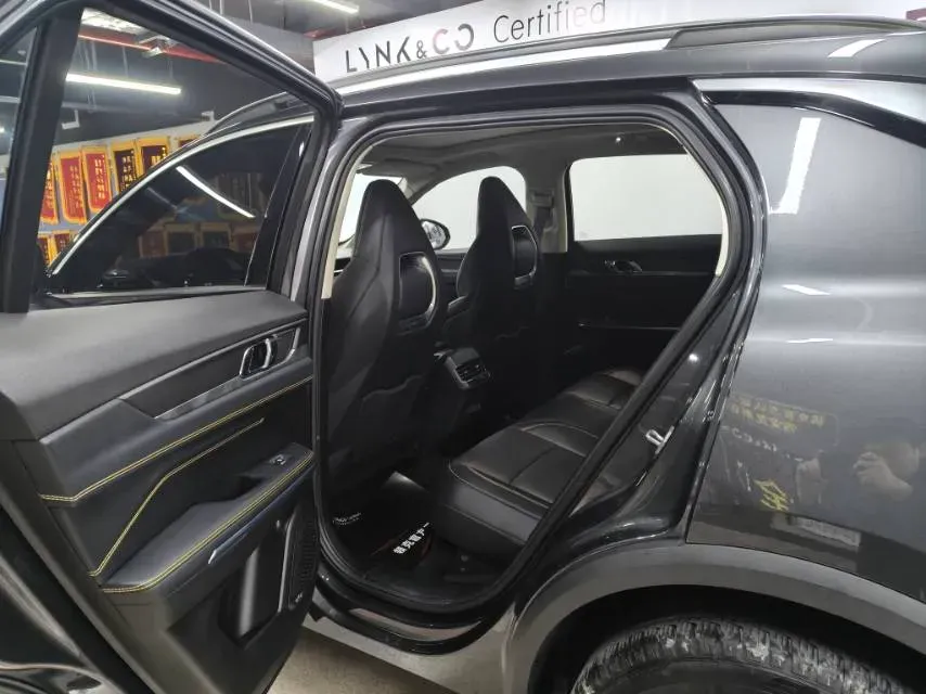2023 MAXUS Interstellar 2.0T 261HP L4 8AT,autocango,china used car exporter,china ev exporter,chinese used car exporter,chinese used ev exporter