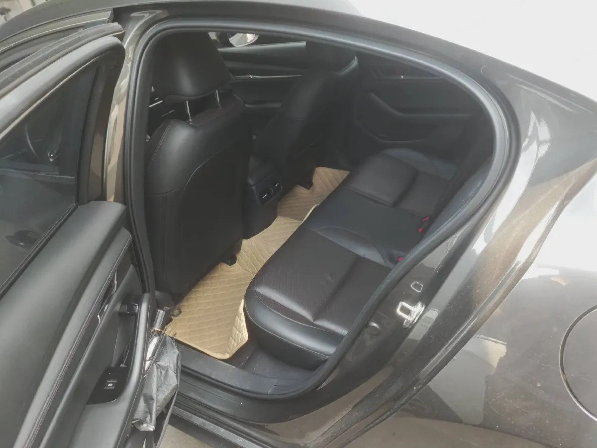 2020 Mazda 3 Axela 2.0L 158HP L4 6AT,autocango,china used car exporter,china ev exporter,chinese used car exporter,chinese used ev exporter