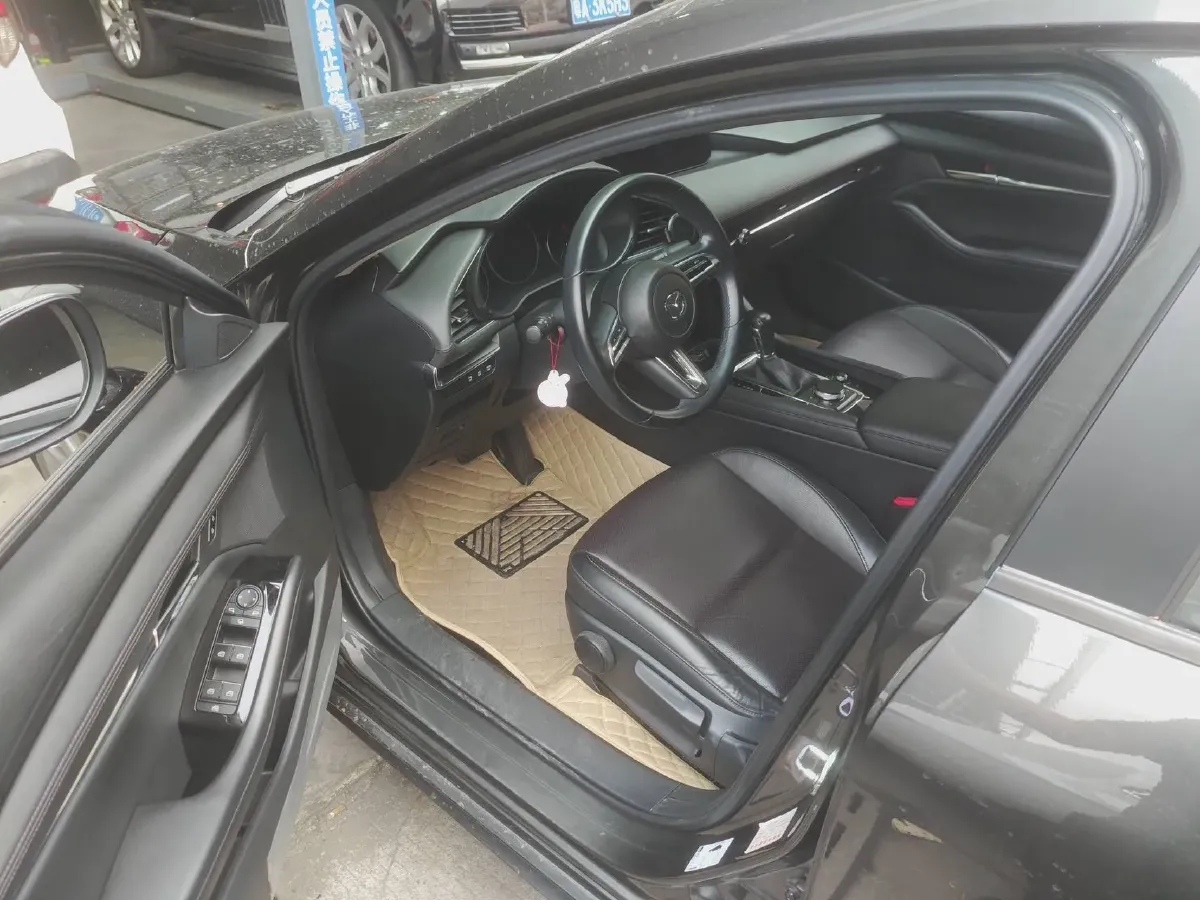 2020 Mazda 3 Axela 2.0L 158HP L4 6AT,autocango,china used car exporter,china ev exporter,chinese used car exporter,chinese used ev exporter