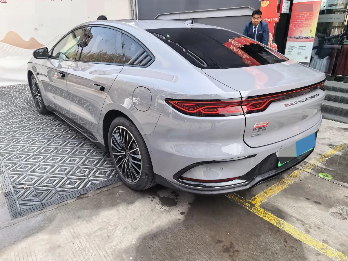 2025 BYD Han 1.5T 156HP L4 E-CVT PHEV,autocango,china used car exporter,china ev exporter,chinese used car exporter,chinese used ev exporter