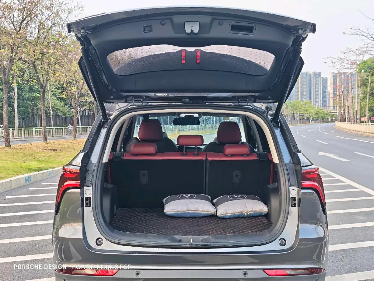 2021 ChangAn CS75 Plus 1.5T 178HP L4 6AT,autocango,china used car exporter,china ev exporter,chinese used car exporter,chinese used ev exporter