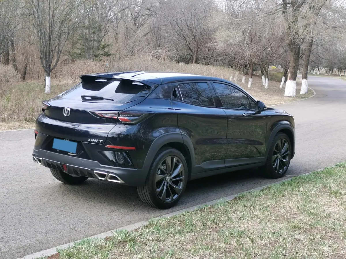 2020 ChangAn UNI-T 1.5T 180HP L4 7DCT,autocango,china used car exporter,china ev exporter,chinese used car exporter,chinese used ev exporter