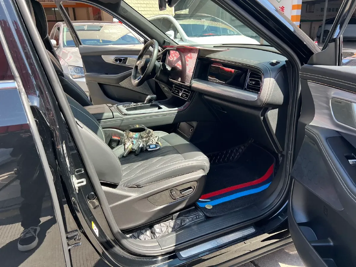 2022 GAC Trumpchi GS8 2.0T 190HP L4 E-CVT Hybrid,autocango,china used car exporter,china ev exporter,chinese used car exporter,chinese used ev exporter