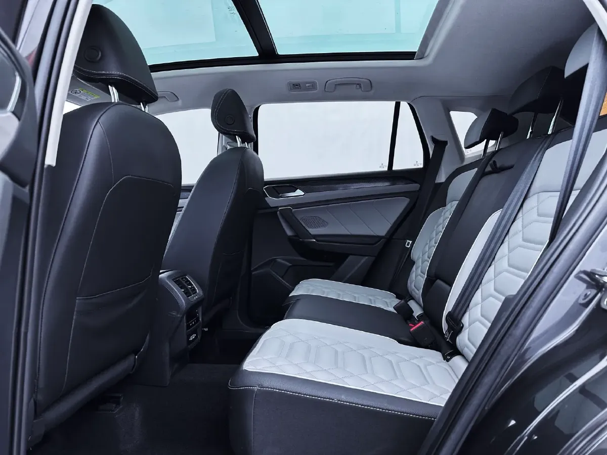 2023 Volkswagen Tayron 1.4T 150HP L4 7DCT,autocango,china used car exporter,china ev exporter,chinese used car exporter,chinese used ev exporter