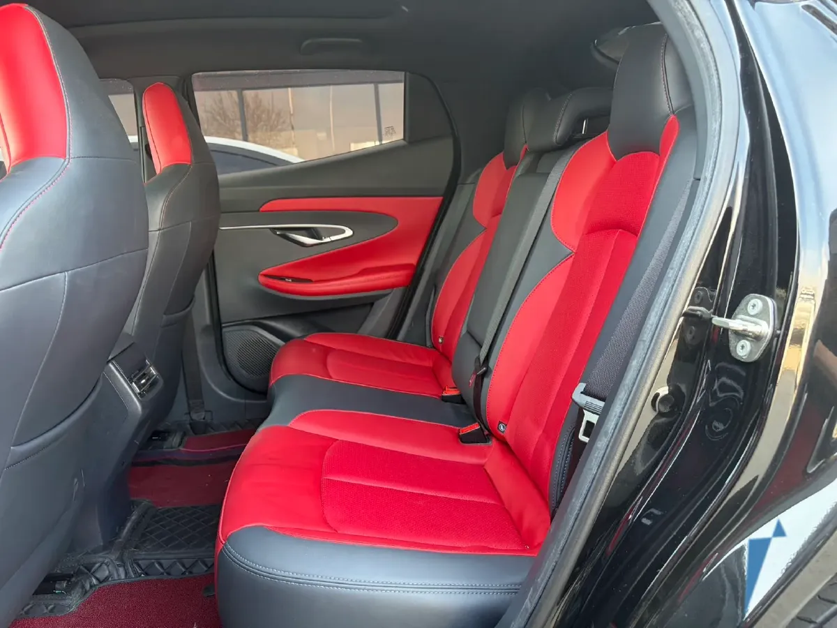 2022 ChangAn UNI-T 1.5T 188HP L4 7DCT,autocango,china used car exporter,china ev exporter,chinese used car exporter,chinese used ev exporter