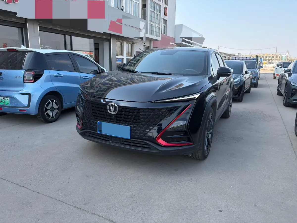 2022 ChangAn UNI-T 1.5T 188HP L4 7DCT,autocango,china used car exporter,china ev exporter,chinese used car exporter,chinese used ev exporter