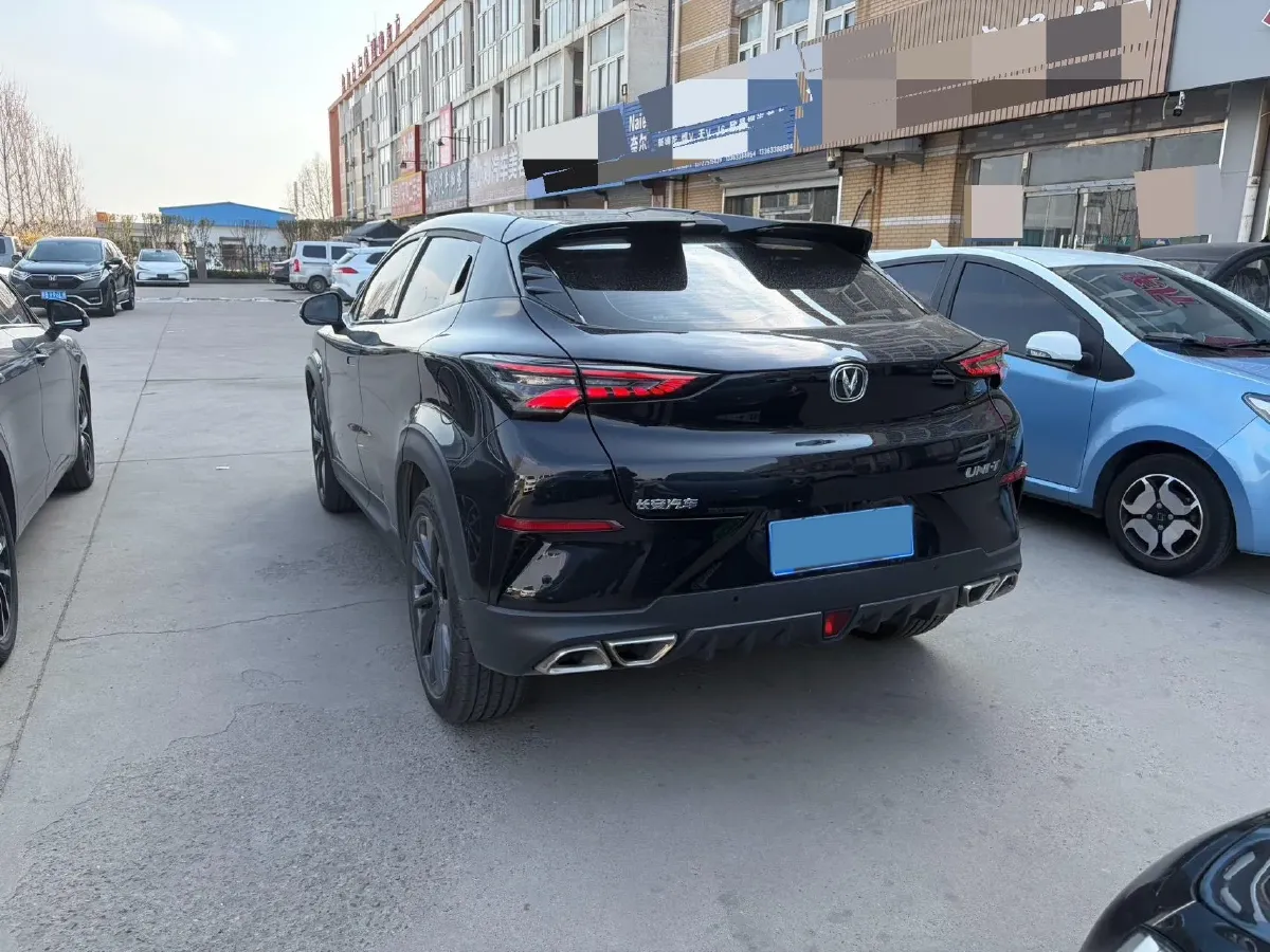 2022 ChangAn UNI-T 1.5T 188HP L4 7DCT,autocango,china used car exporter,china ev exporter,chinese used car exporter,chinese used ev exporter