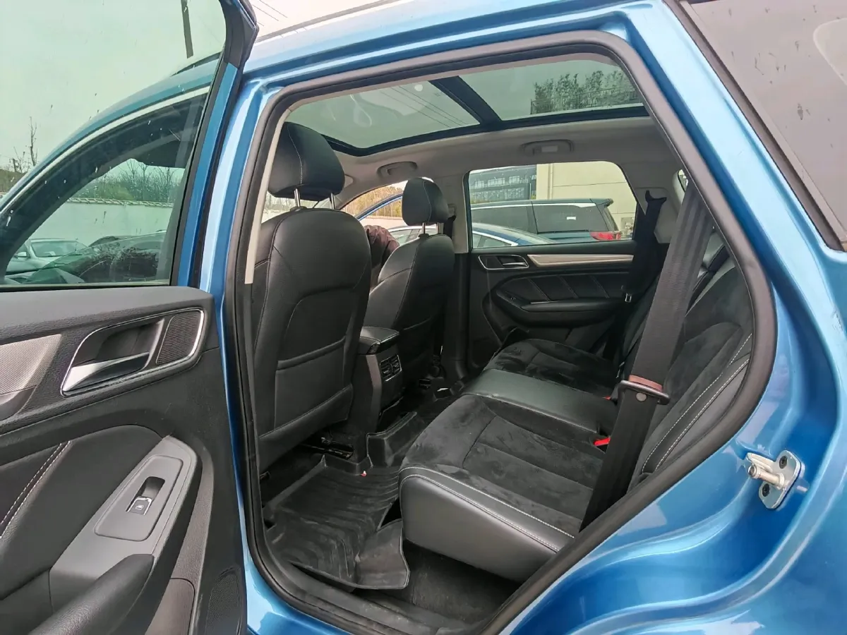 2017 Roewe RX5 1.5T 169HP L4 2AT PHEV 12KWH,autocango,china used car exporter,china ev exporter,chinese used car exporter,chinese used ev exporter