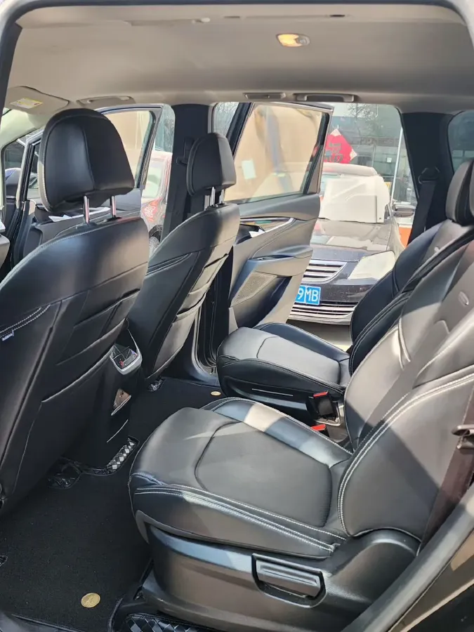 2022 MAXUS G50 1.5T 169HP L4 7DCT,autocango,china used car exporter,china ev exporter,chinese used car exporter,chinese used ev exporter