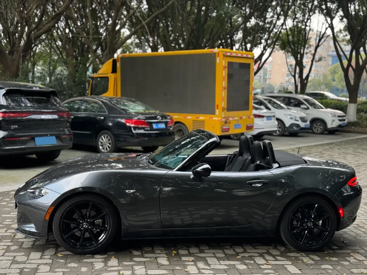 2023 Mazda 3 Axela 1.5L 117HP L4 6MT,autocango,china used car exporter,china ev exporter,chinese used car exporter,chinese used ev exporter