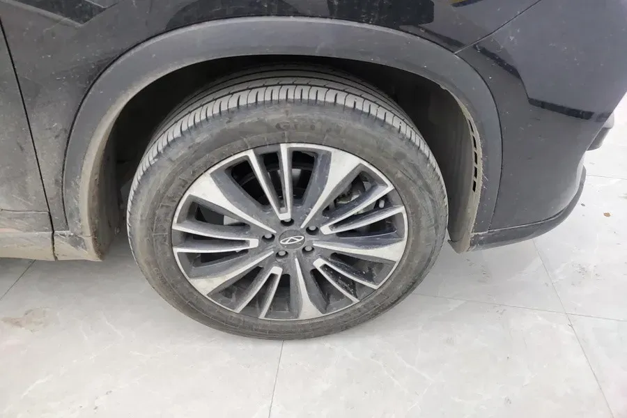 2024 Chery Tiggo 8 PRO 2.0T 254HP L4 7DCT,autocango,china used car exporter,china ev exporter,chinese used car exporter,chinese used ev exporter