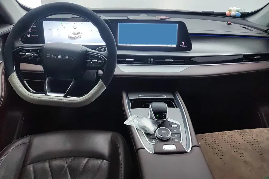 2024 Chery Tiggo 8 PRO 2.0T 254HP L4 7DCT,autocango,china used car exporter,china ev exporter,chinese used car exporter,chinese used ev exporter