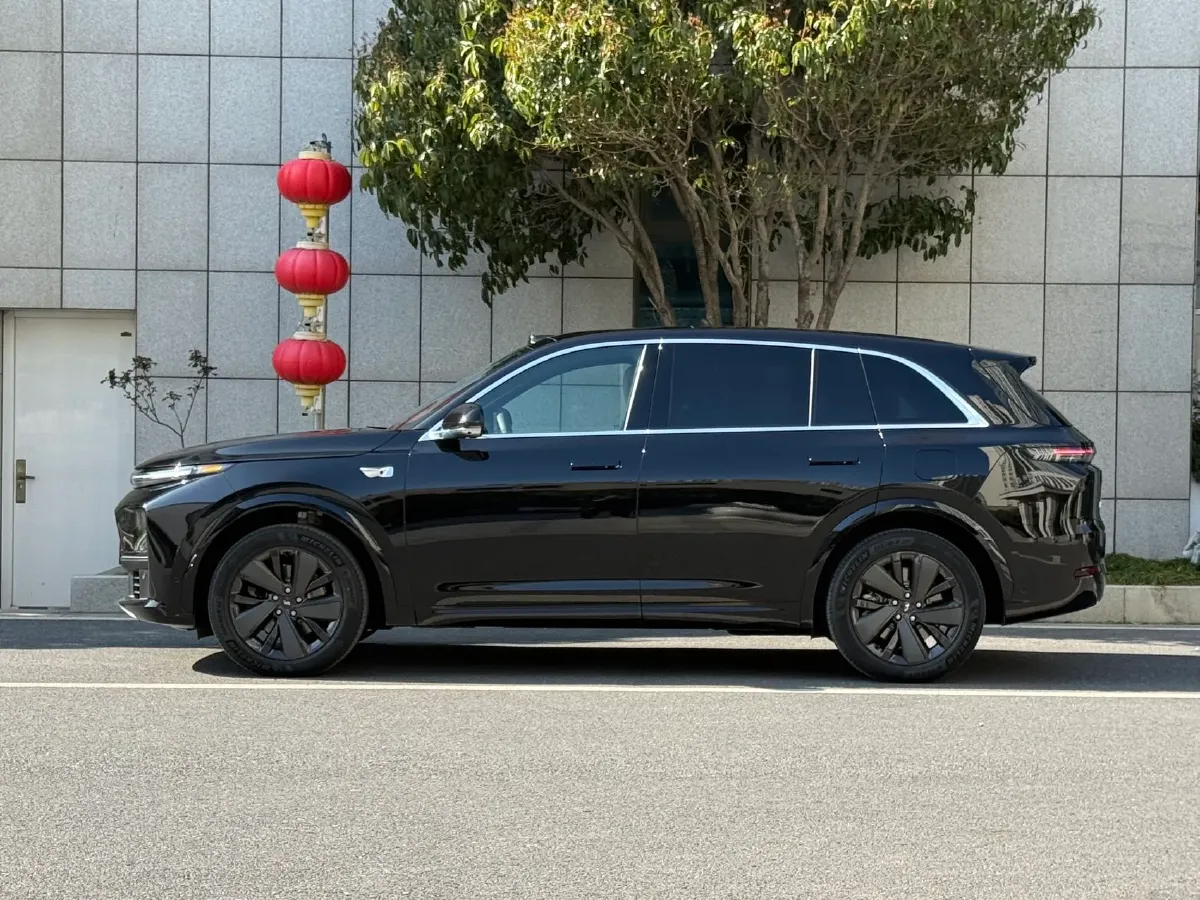 2025 Li L7 Range Extended 154HP REEV,autocango,china used car exporter,china ev exporter,chinese used car exporter,chinese used ev exporter